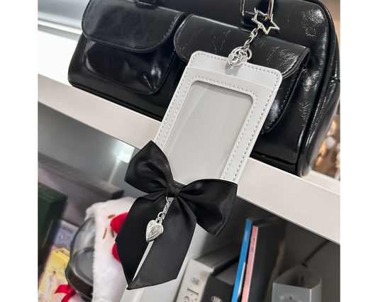Photocard Holder w/ Bow and Heart Charm